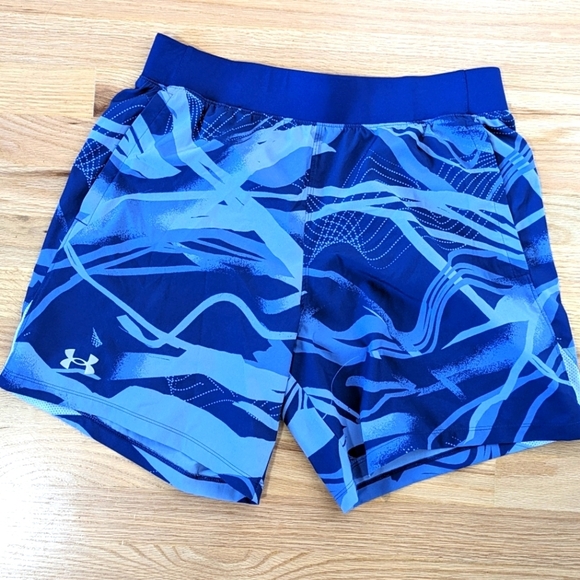 Under Armour Pants - Under Armour running shorts, size L, cute purple pattern!